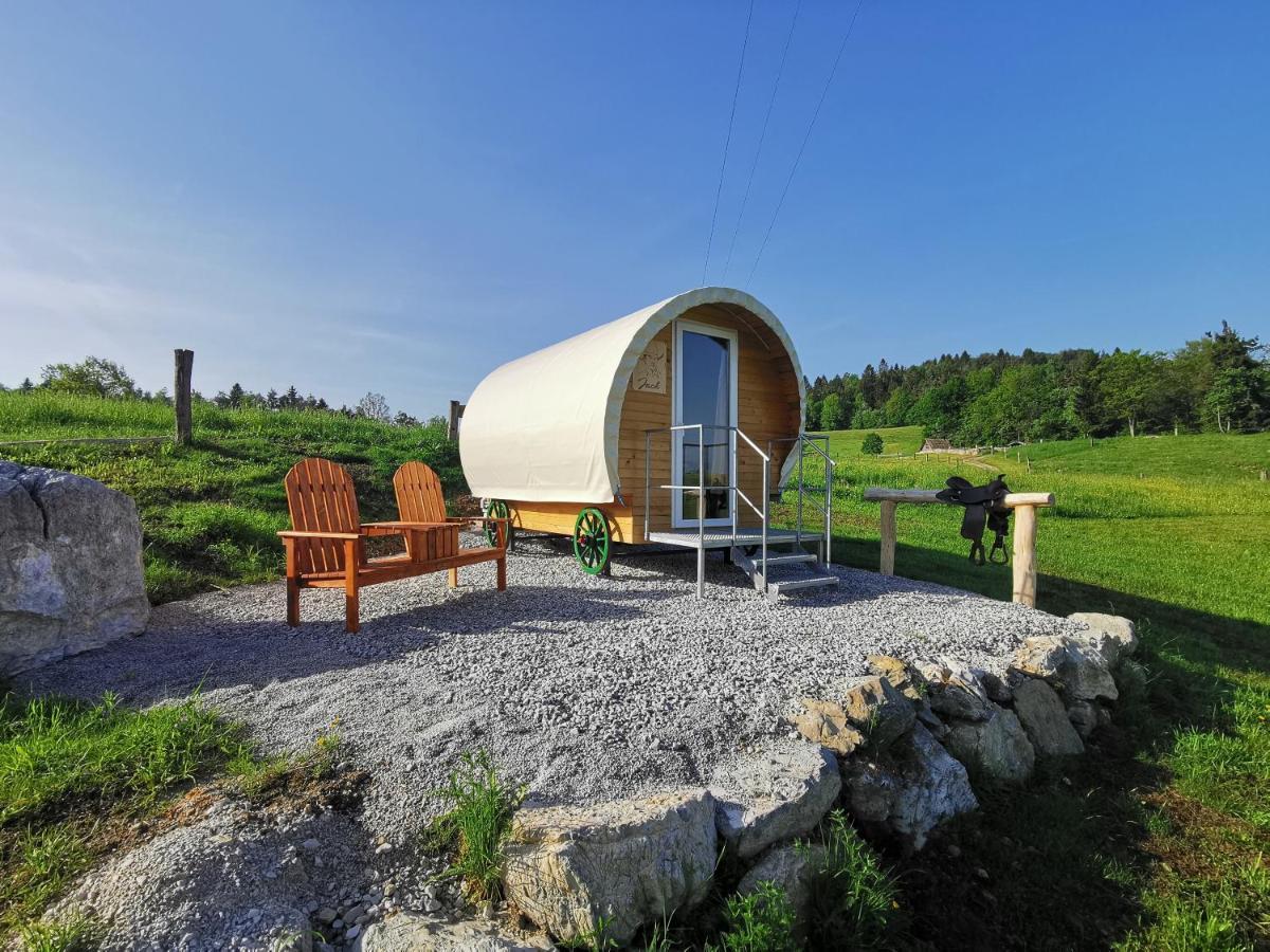 Hotel Cowboy'S Land Visnja Gora Esterno foto