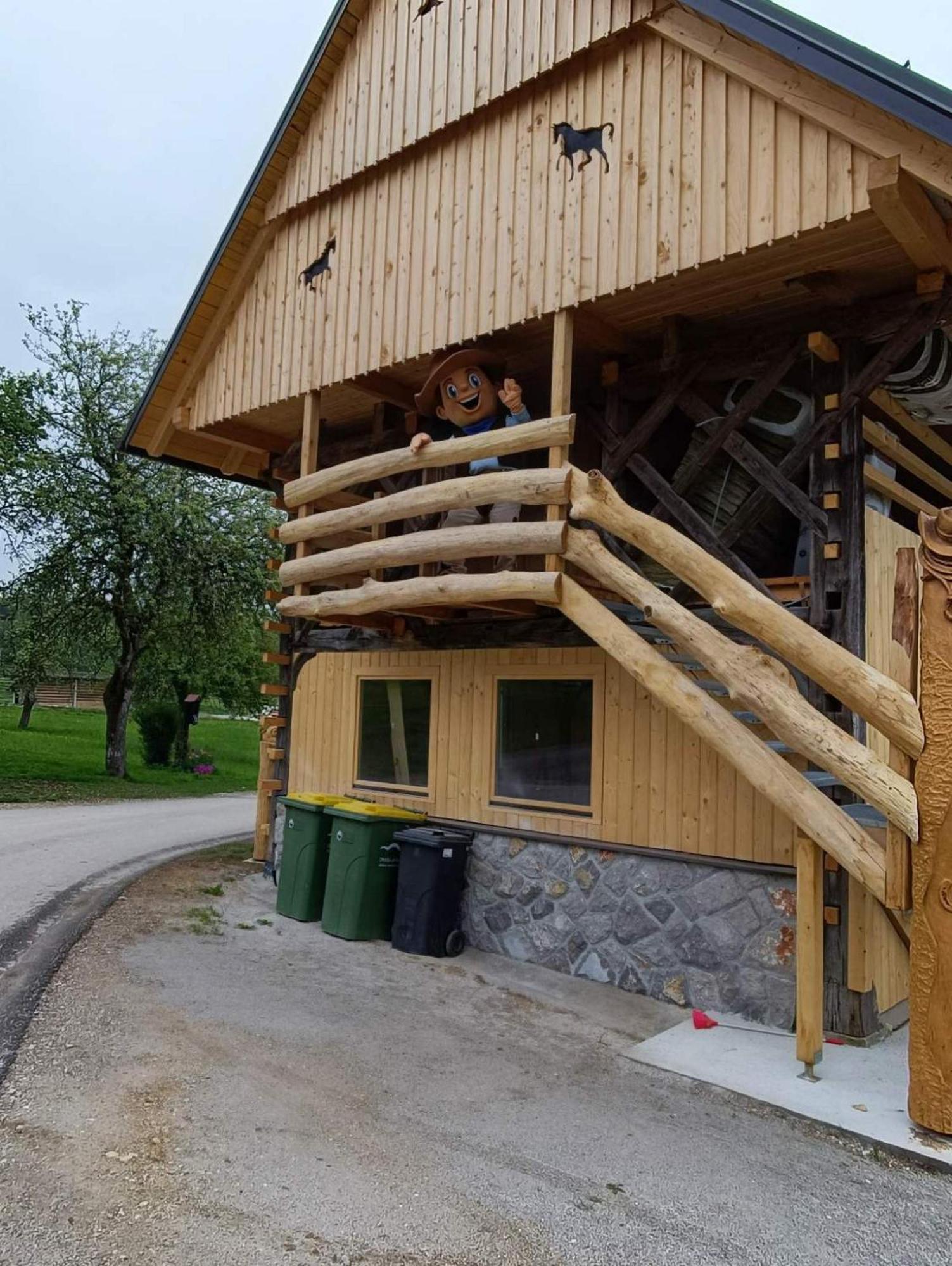 Hotel Cowboy'S Land Visnja Gora Esterno foto