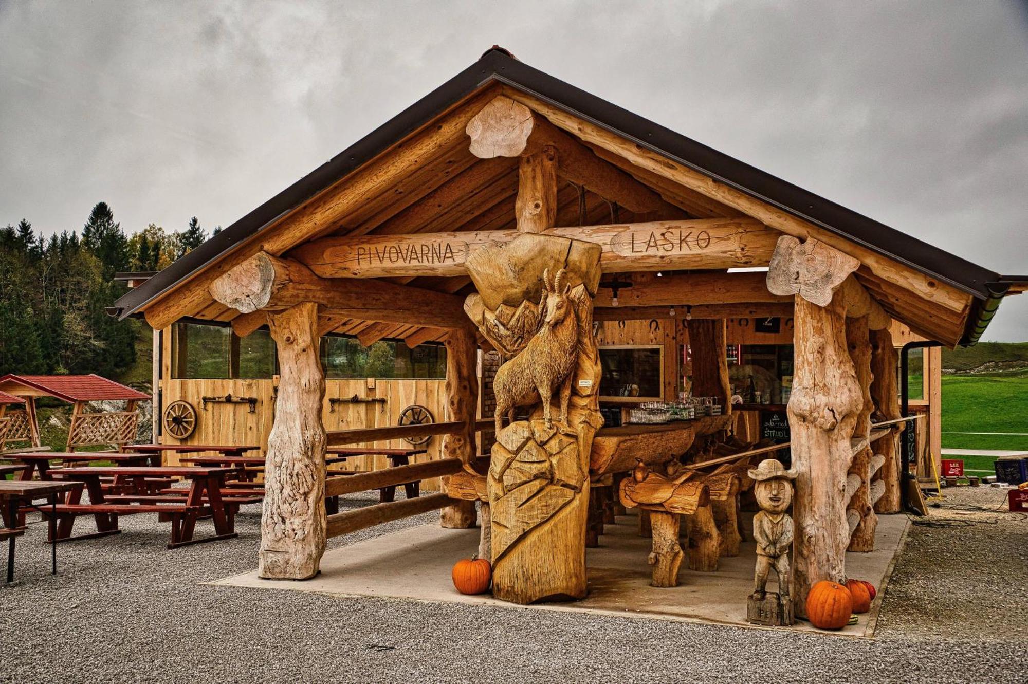 Hotel Cowboy'S Land Visnja Gora Esterno foto